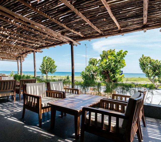 Du lịch Phú Yên du khách ghé ngay những quán cà phê view biển sau- Ảnh 5.