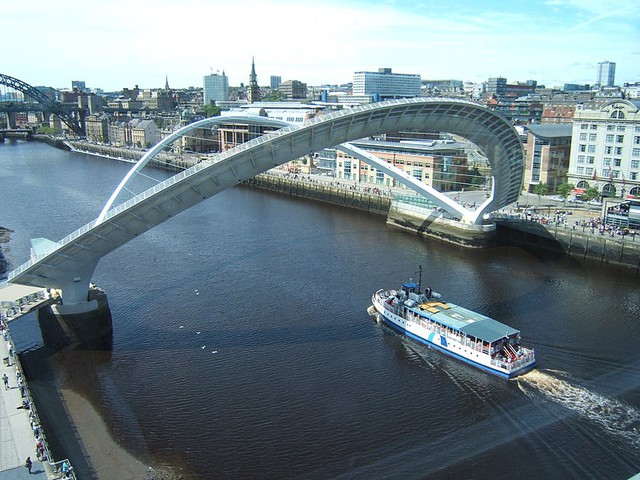 Những cây cầu tuyệt đẹp ở Anh quốc- Ảnh 5.