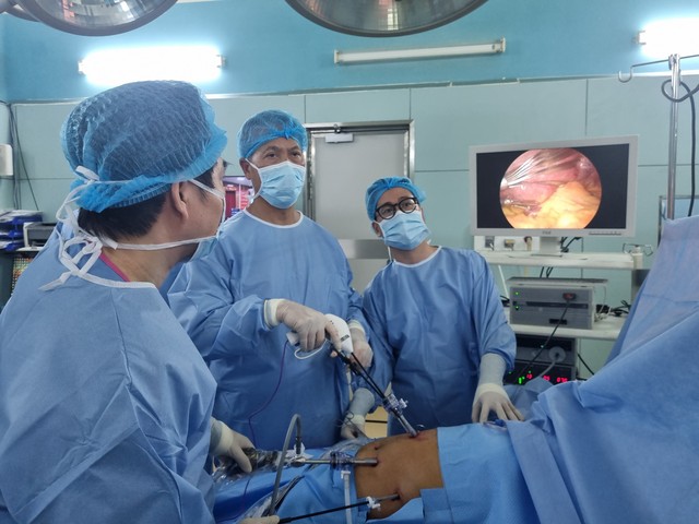 Kỹ thuật mới phẫu thuật điều trị trào ngược dạ dày thực quản- Ảnh 1.