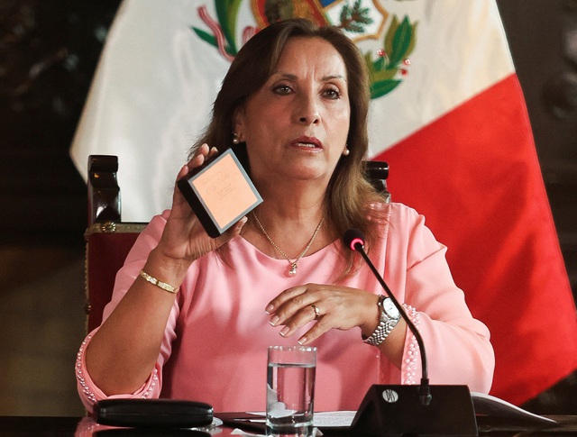 Tổng thống Peru nói gì sau khi cảnh sát khám nhà tìm đồng hồ Rolex?- Ảnh 1.