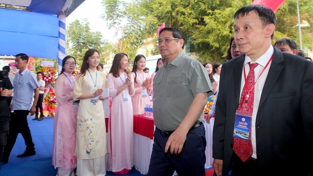 Thủ tướng Phạm Minh Chính dự lễ khởi công Bệnh viện Quốc tế T.Ư Huế 2- Ảnh 1.
