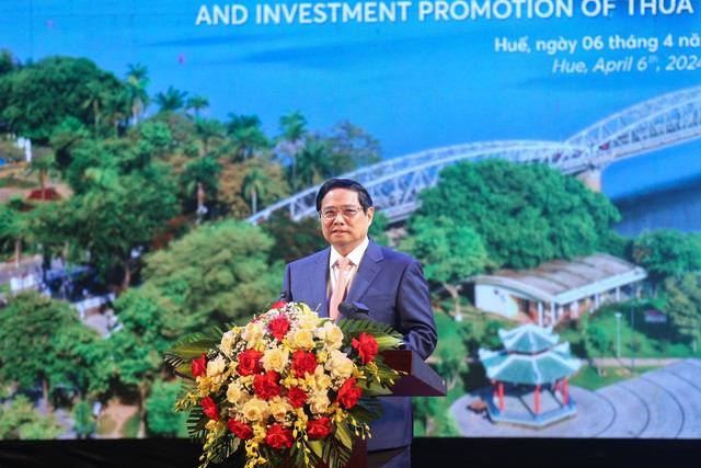 Thủ tướng lưu ý những trọng tâm để Thừa Thiên - Huế phát triển- Ảnh 1.