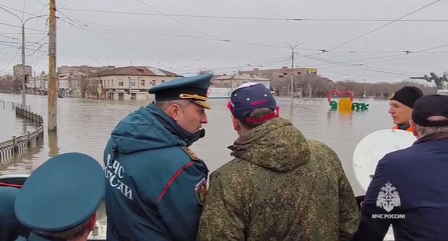 Lũ lụt lịch sử ở Nga, hàng ngàn người phải sơ tán- Ảnh 1.
