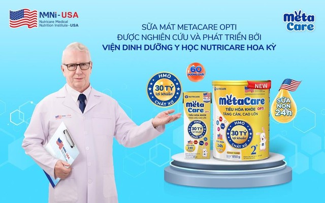 Tiến sĩ David Clark, Viện trưởng Viện Dinh dưỡng Y học Nutricare Hoa Kỳ (NMNI-USA) giới thiệu Sữa mát Metacare Opti