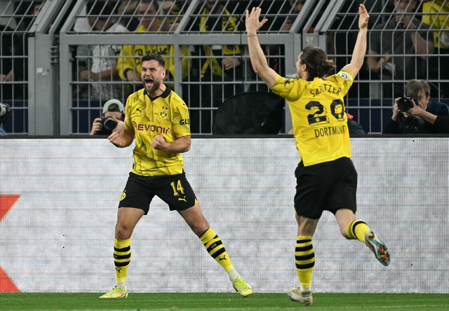 Fuellkrug ghi bàn giúp Dortmund có chút lợi thế trước lượt về