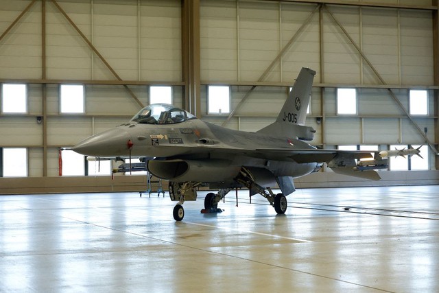 Một tiêm kích F-16 của Không quân Hà Lan