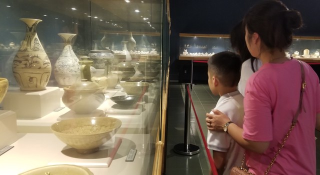 Bảo tàng Hải Phòng mở cửa trong giờ hành chính, miễn phí cho nhân dân và du khách vào thăm quan, chiêm ngưỡng các báo vật quốc gia và các hiện vật cổ