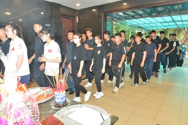 Xót xa tiễn đưa tài năng trẻ TDDC Nguyễn Minh Triết...- Ảnh 5. Xót xa tiễn đưa tài năng trẻ TDDC Nguyễn Minh Triết...- Ảnh 5.