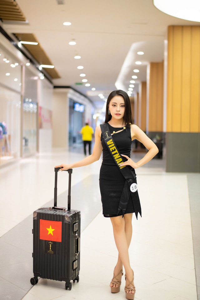 Á hậu Lê Trang Ngân đoạt giải Miss Petite Global Asia 2024- Ảnh 5.