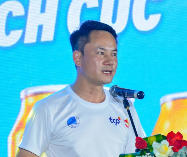 Anh Nguyễn Kim Quy, Ủy viên Ban Thường vụ T.Ư Đoàn, Phó chủ tịch thường trực T.Ư Hội Liên hiệp thanh niên Việt Nam phát biểu trong chương trình nhạc hội
