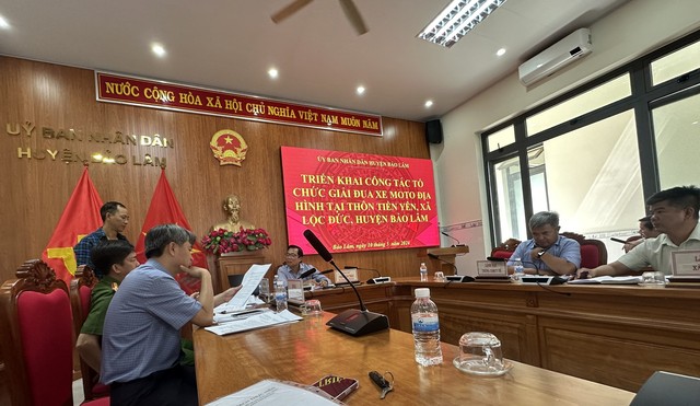 Sáng 10.5, UBND H.Bảo Lâm tổ chức buổi họp triển khai công tác tổ chức giải đua mô tô địa hình