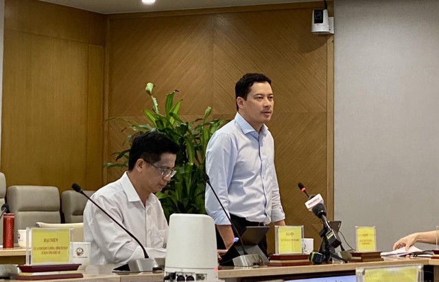Ông Lê Quang Tự Do, Cục trưởng Cục Phát thanh, truyền hình và thông tin điện tử, chia sẻ thông tin tại buổi họp báo