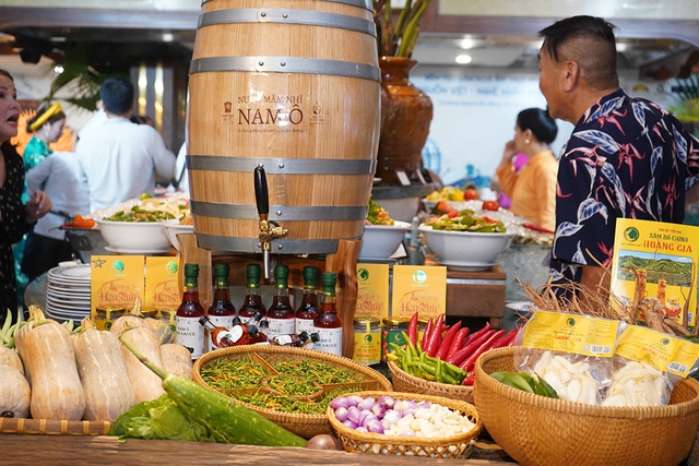 Một số loại nông sản và đặc sản của Tr'hy đã có mặt tại Furama Resort Đà Nẵng