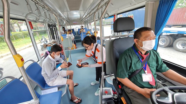 Công ty Phương Trang đề xuất TP.HCM đầu tư xe buýt thuần điện mới 100%- Ảnh 1.