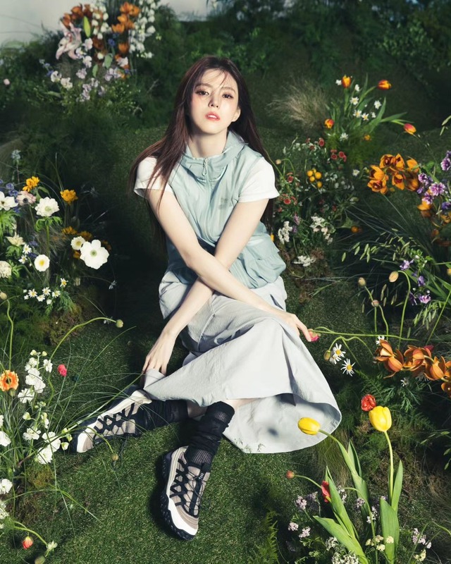 Han So Hee hóa nàng thơ mùa hạ với xu hướng balletcore kết hợp thể thao- Ảnh 3.