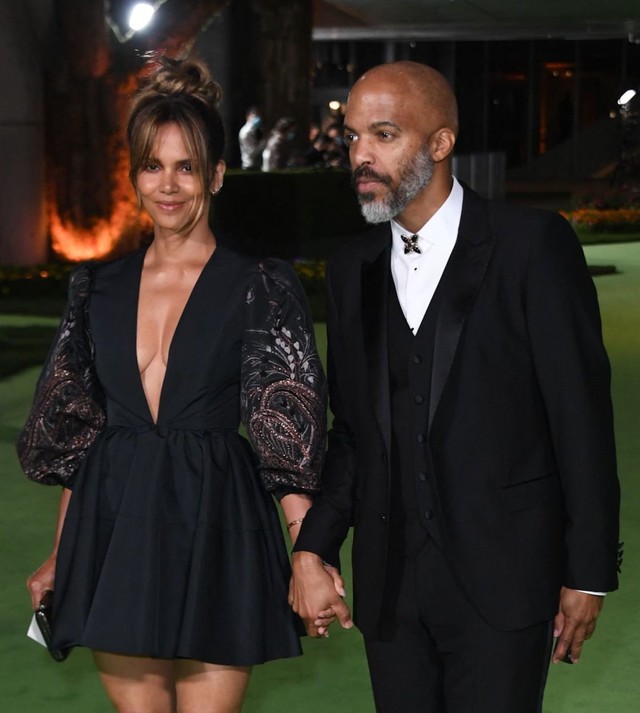 Halle Berry và Van Hunt gắn bó suốt 4 năm qua