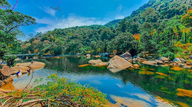 Tận hưởng không khí tươi mát tại 5 thác nước đẹp bậc nhất Tây Nguyên- Ảnh 3.