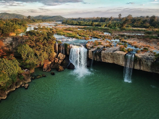 Tận hưởng không khí tươi mát tại 5 thác nước đẹp bậc nhất Tây Nguyên- Ảnh 1.