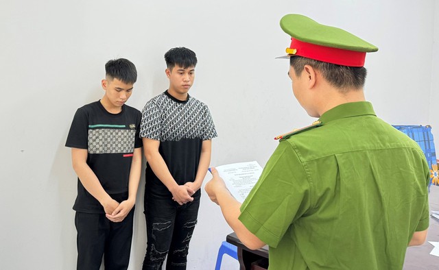 Cơ quan CSĐT Công an Q.Hải Châu bắt tạm giam Hiếu và Thuần