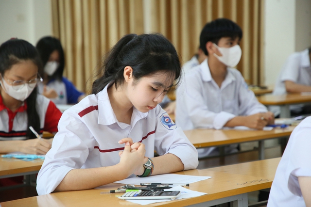 Thi vào lớp 10 ở Quảng Ninh có thêm lớp chuyên tiếng Pháp
- Ảnh 1.