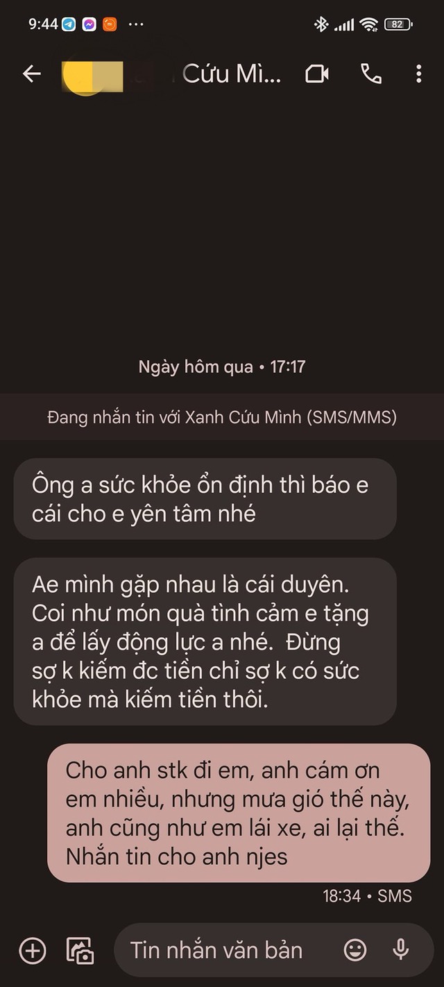 Tài xế công nghệ giúp khách tụt huyết áp đi cấp cứu- Ảnh 2.