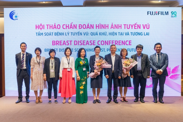 Fujifilm Việt Nam cung cấp giải pháp công nghệ chẩn đoán, điều trị ung thư vú- Ảnh 1.