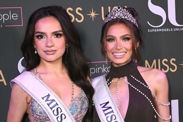 Noelia Voigt (phải) và UmaSofia Srivastava đều từ bỏ danh hiệu hoa hậu vào tuần trước