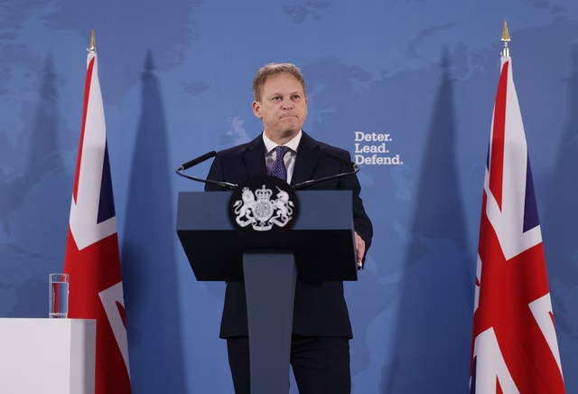Bộ trưởng Quốc phòng Anh Grant Shapps phát biểu tại London (Anh) ngày 15.1.2024.