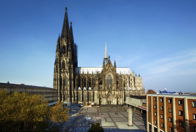 5 nhà thờ với kiến trúc độc đáo tại Đức mà du khách nên đến một lần- Ảnh 1.