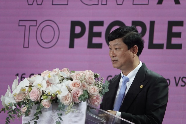 Ông Võ Văn Minh, Phó Bí thư Tỉnh ủy - Chủ tịch UBND tỉnh Bình Dương, phát biểu tại sự kiện