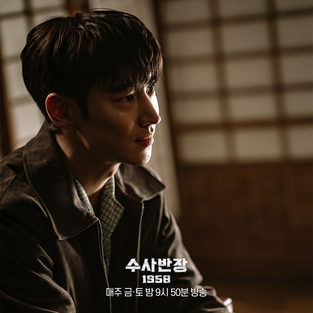 Lee Je Hoon tiếp tục thành công với vai diễn vừa có yếu tố hành động vừa có chiều sâu tâm lý