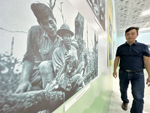 Những bức ảnh của các chiến sĩ thời kháng chiến được lưu lại