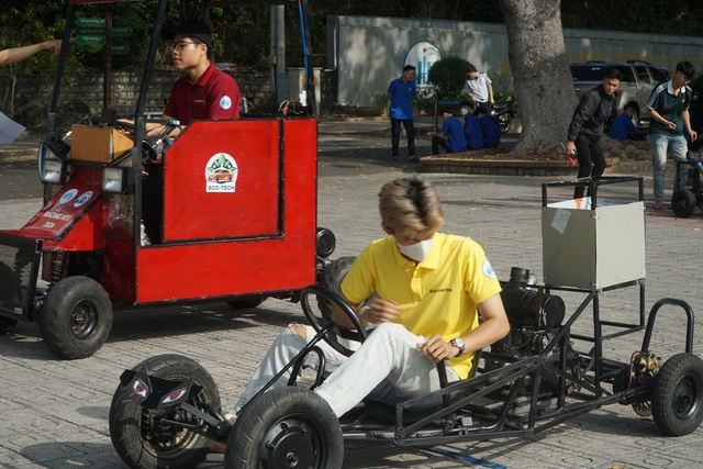 Ngày hội STEM thu hút đông đảo sinh viên Trường ĐH Nha Trang tham gia