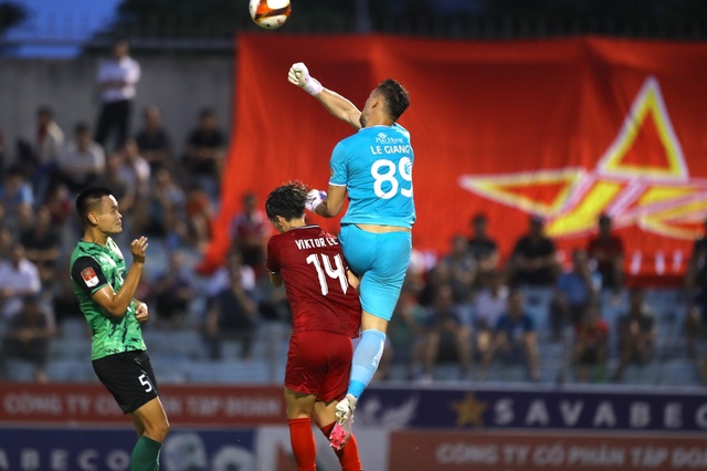 Nóng: FIFA đồng ý cho Lê Giang Patrik khoác áo đội tuyển Việt Nam, ông Kim có hàng thủ lý tưởng- Ảnh 1. Nóng: FIFA đồng ý cho Lê Giang Patrik khoác áo đội tuyển Việt Nam, ông Kim có hàng thủ lý tưởng- Ảnh 1.