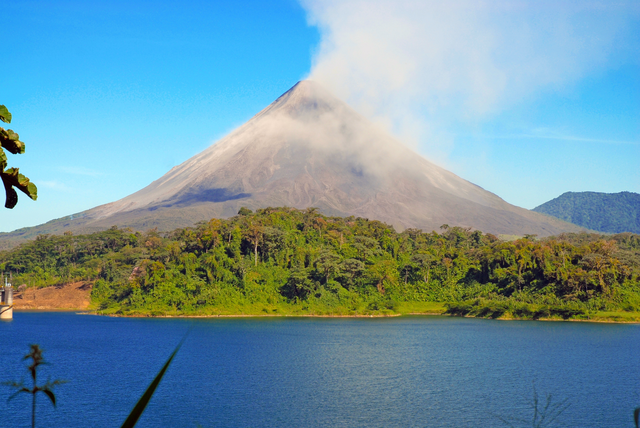 Thăm rừng quốc gia, núi lửa hay bãi biển tuyệt đẹp tại Costa Rica- Ảnh 2.