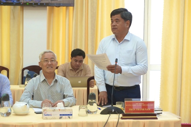 Thứ trưởng Bộ NN-PTNT Trần Thanh Nam, phát biểu tại hội thảo