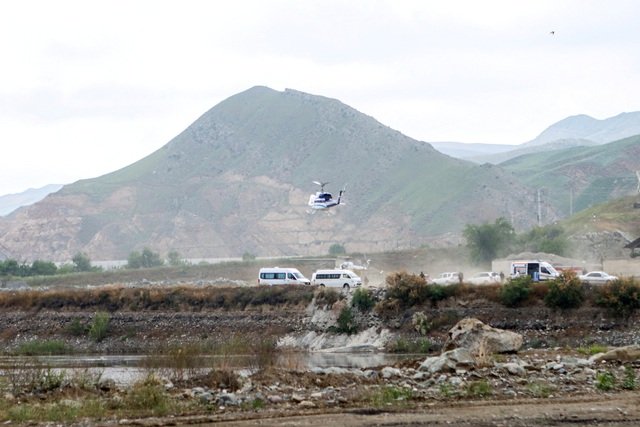 Chiếc trực thăng chở Tổng thống Iran cất cánh trước khi xảy ra sự việc