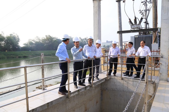 Nguồn nước chính cấp cho Đà Nẵng nhiễm mặn cao nhất kể từ đầu năm- Ảnh 1.