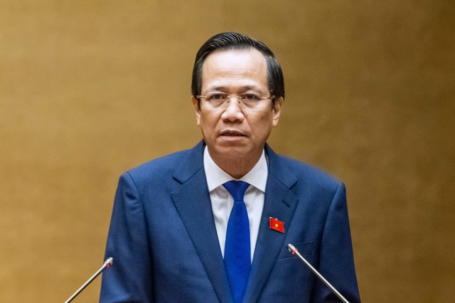 Bộ trưởng LĐ-TB-XH Đào Ngọc Dung báo cáo trước Quốc hội sáng 22.5