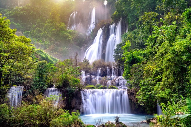Chiêm ngưỡng 5 thác nước hùng vĩ và đẹp mê ly tại Thái Lan- Ảnh 5.