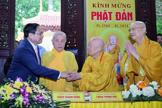 Thủ tướng chúc mừng Giáo hội Phật giáo Việt Nam nhân ngày Phật đản