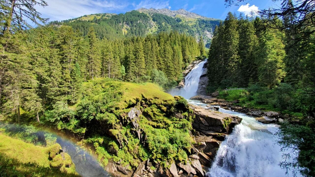 Chiêm ngưỡng 5 thác nước hùng vĩ tại Áo đẹp như tranh vẽ- Ảnh 2.