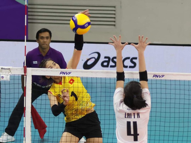 Đánh bại Singapore, bóng chuyền nữ Việt Nam tranh nhất bảng với Kazakhstan ở giải châu Á- Ảnh 5.