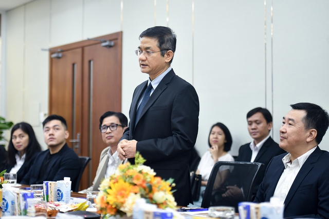 Ông Nguyễn Quang Trí, Giám đốc Điều hành Vinamilk, phát biểu về những định hướng cho hợp tác chiến lược trong buổi lễ kí kết