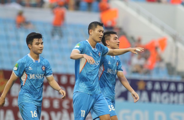 Vô địch hạng nhất trước 3 vòng đấu, CLB Đà Nẵng trở lại mái nhà xưa V-League- Ảnh 5.