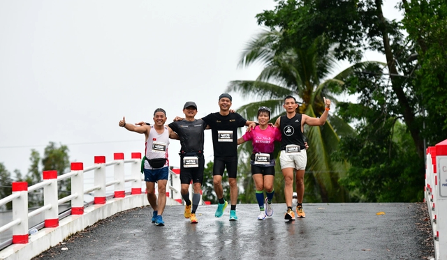 10.000 VĐV tranh tài giải marathon quốc tế Vietcombank Mekong Delta Hậu Giang 2024- Ảnh 4.