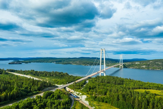 Những cây cầu với kiến trúc độc đáo tại Thụy Điển- Ảnh 3.