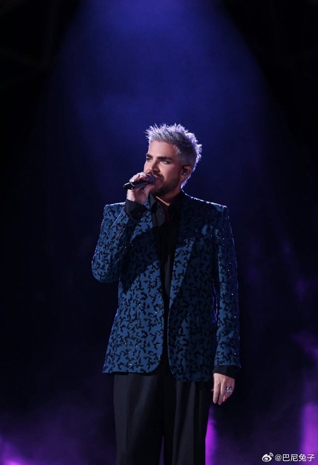 Adam Lambert gây sốt với hit cũ 'Whataya Want from Me' tại show Trung Quốc- Ảnh 3.