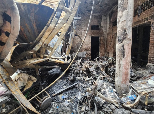 Vụ cháy nhà trọ 14 người chết: Viện Khoa học hình sự vào cuộc- Ảnh 1.