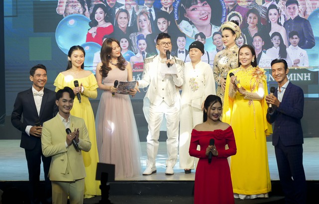 Kim Tử Long, Thoại Mỹ hát gây quỹ giúp ca sĩ Thanh Hằng điều trị ung thư- Ảnh 1.